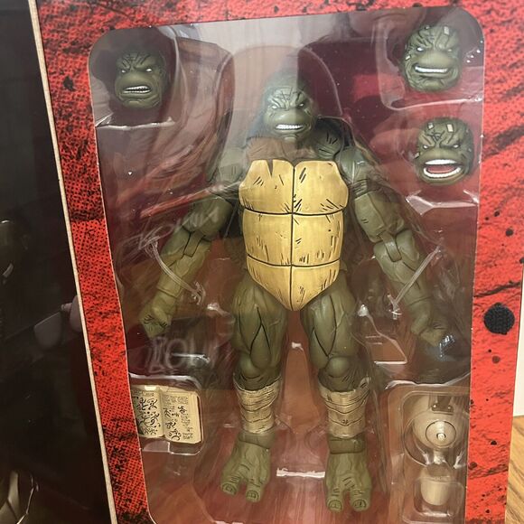 NECA TMNT Teenage Mutant Ninja Turtles Last Ronin (Battle Damaged) Action Figure - Picture 3 of 7